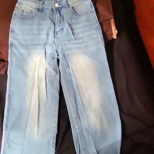 Woman's jeans size 4